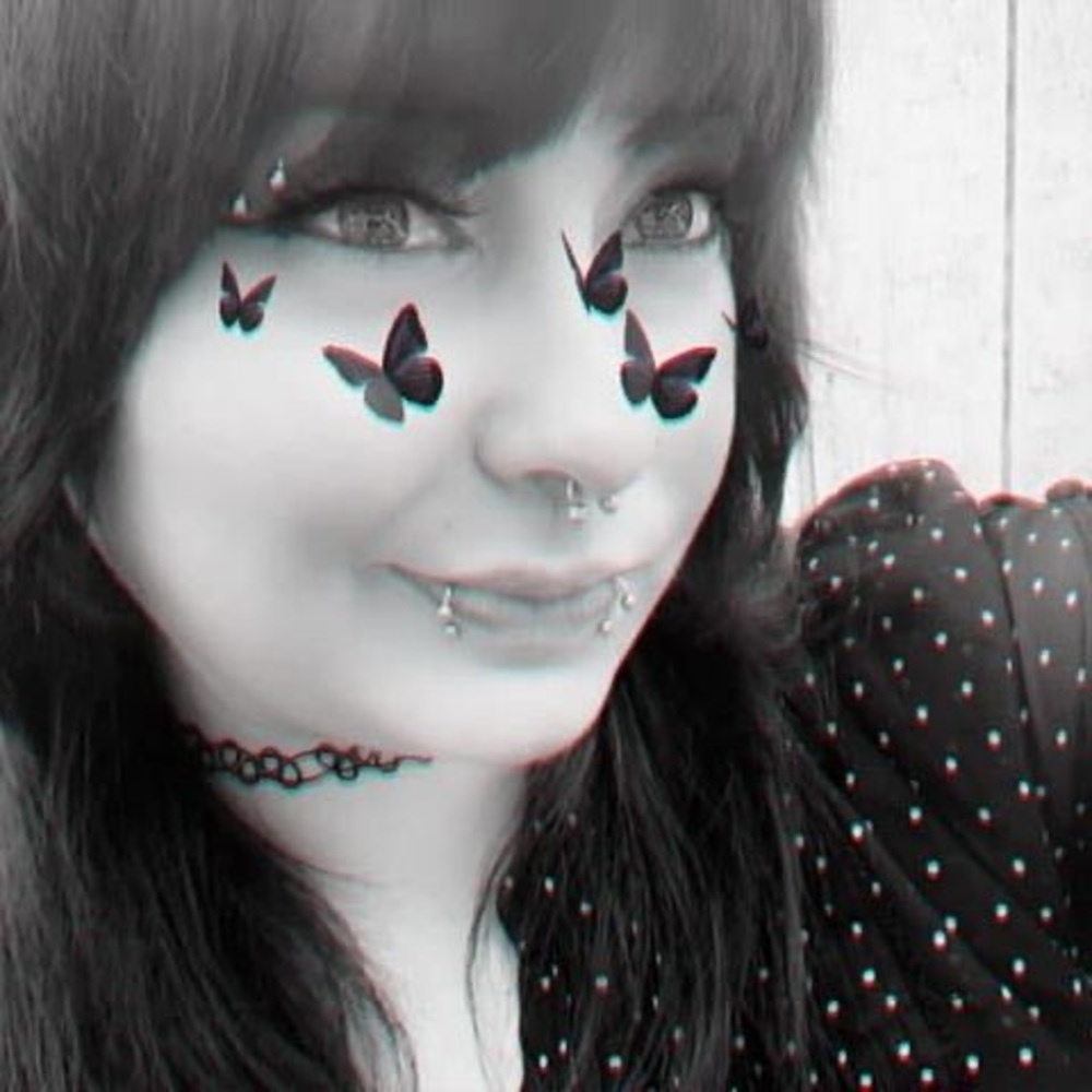 Meet your Posher, Jade